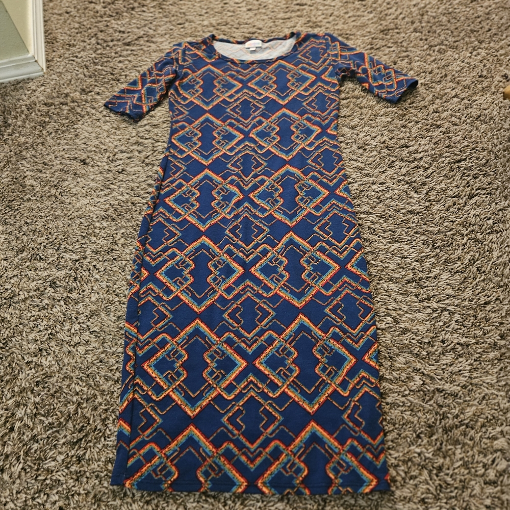 LuLaRoe Navy and Tangerine Patterned Midi Dress